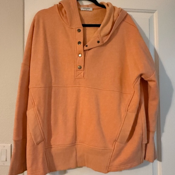 Zenana Outfitters Tops - Women’s coral Hoodie Sweater